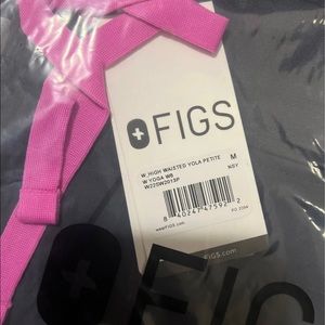 High waisted Yola™ skinny scrub pants 2.0